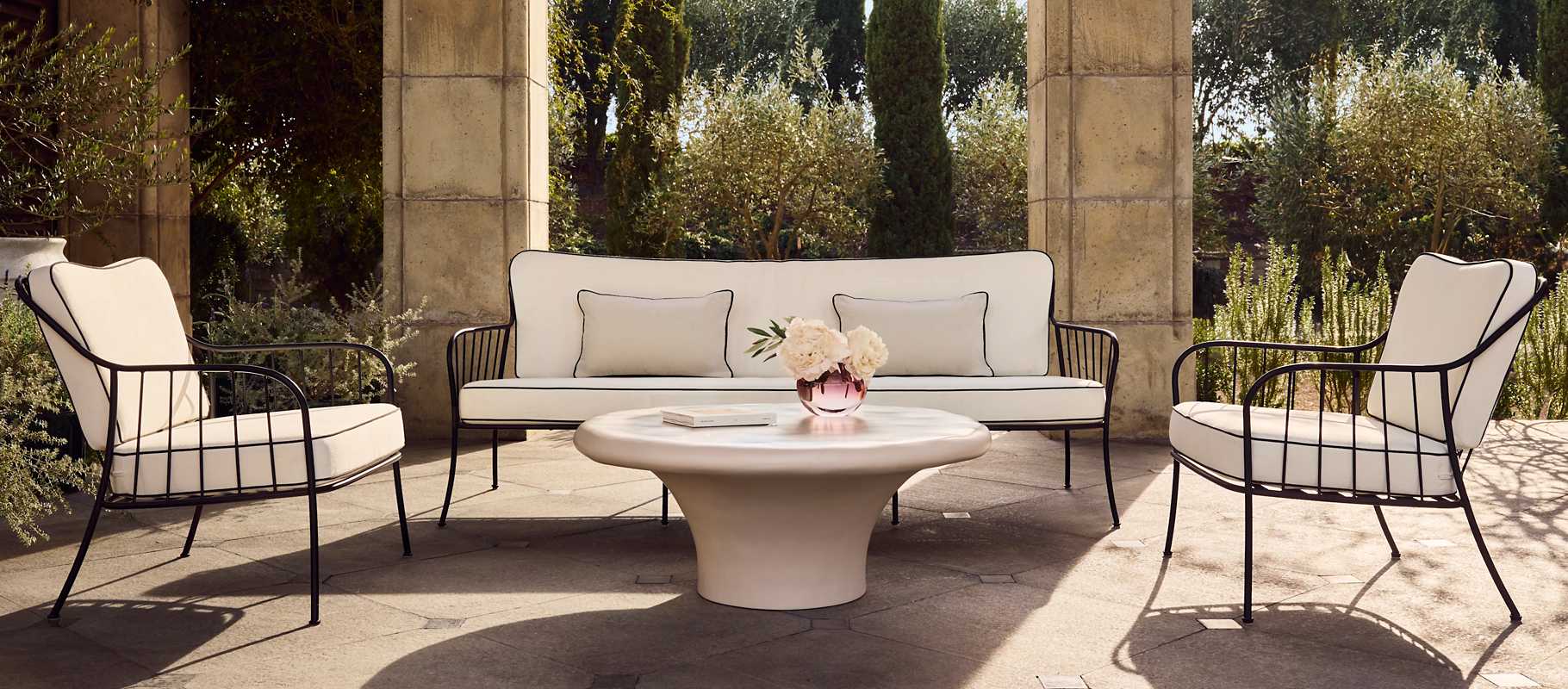 Outdoor Living - Central Designs