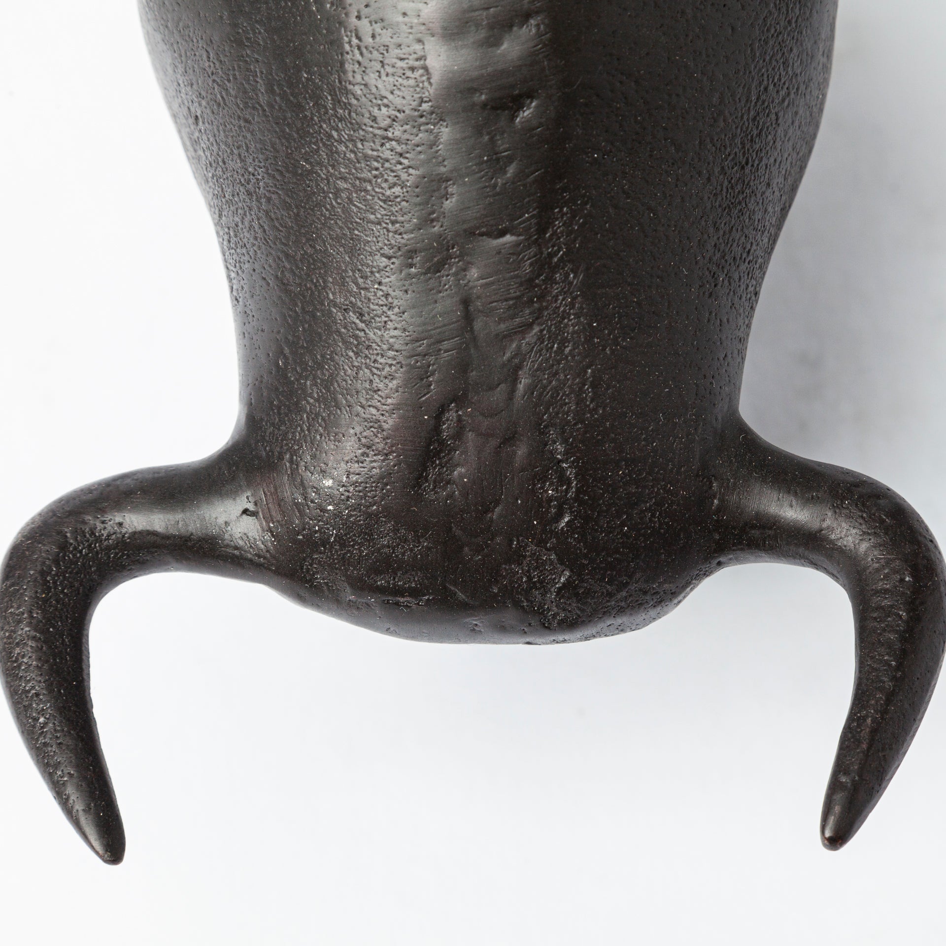 Tauro II 9L x 4W Black Cast Aluminum Raging Bull - Central Designs