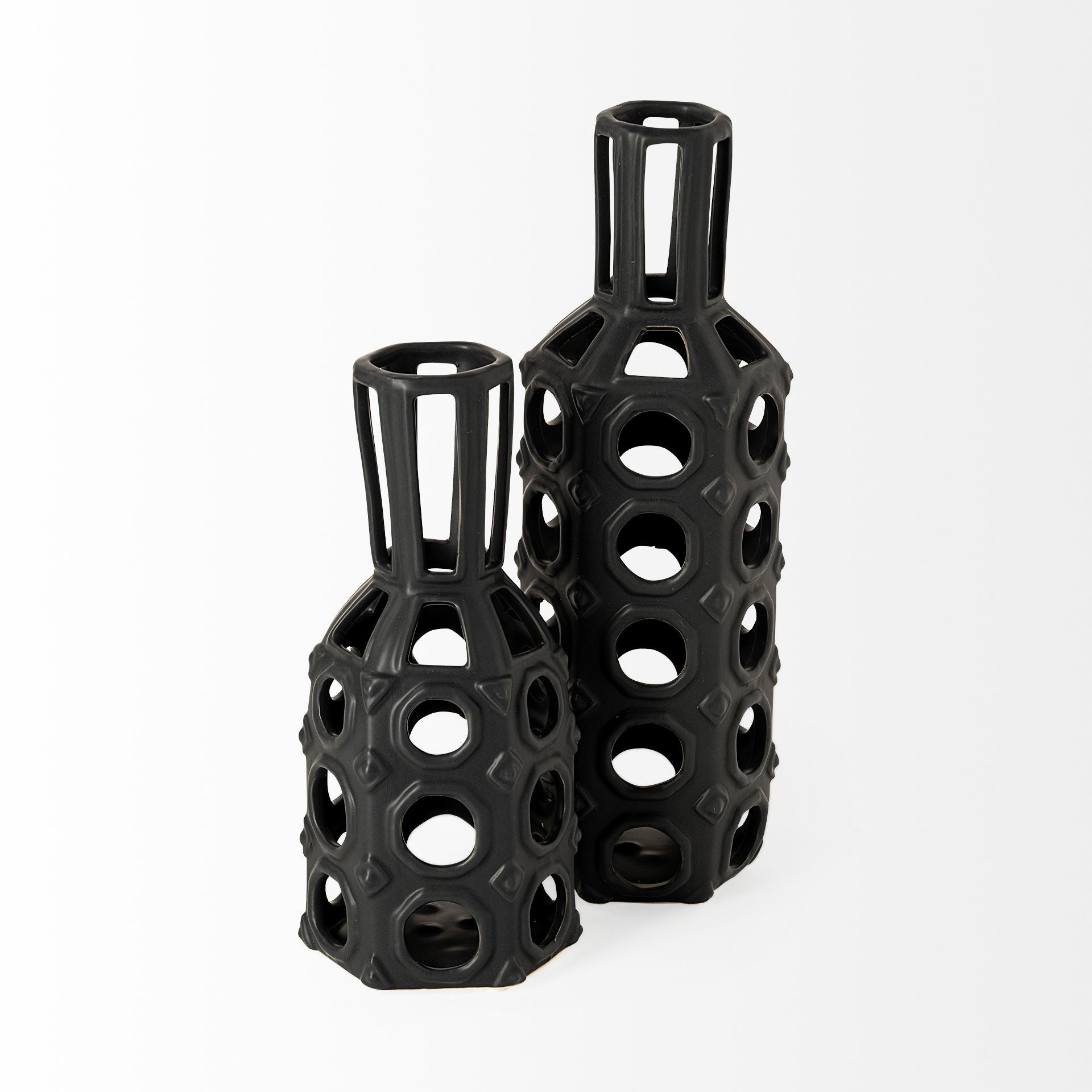 Brunel Small Black Drum-Shaped Ceramic Vase