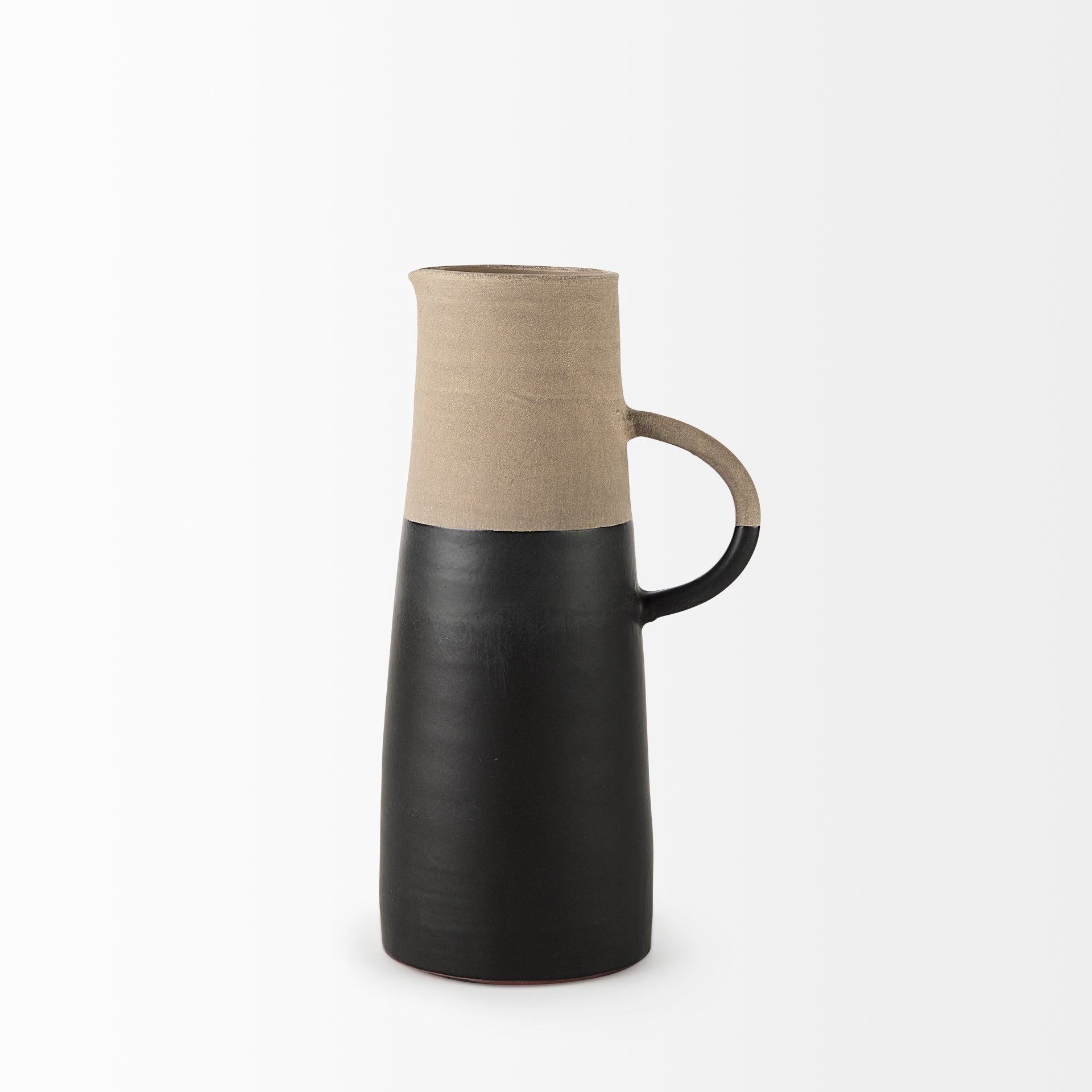 Garand Medium 15H Two-Toned Black/Natural Ceramic Jug