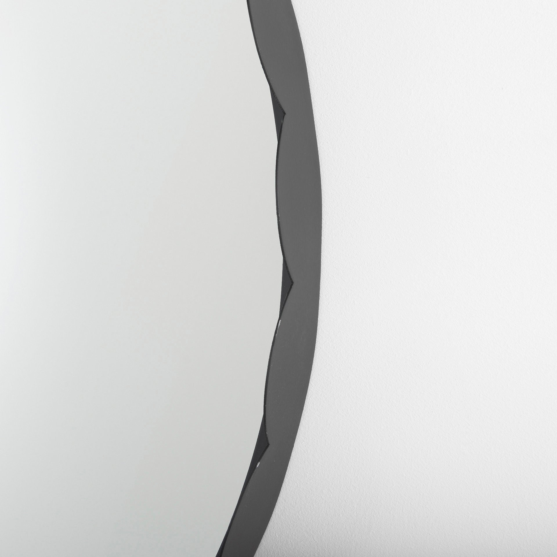 Adelaide 29.7"Black Metal Scallop Edge Round Mirror - Central Designs