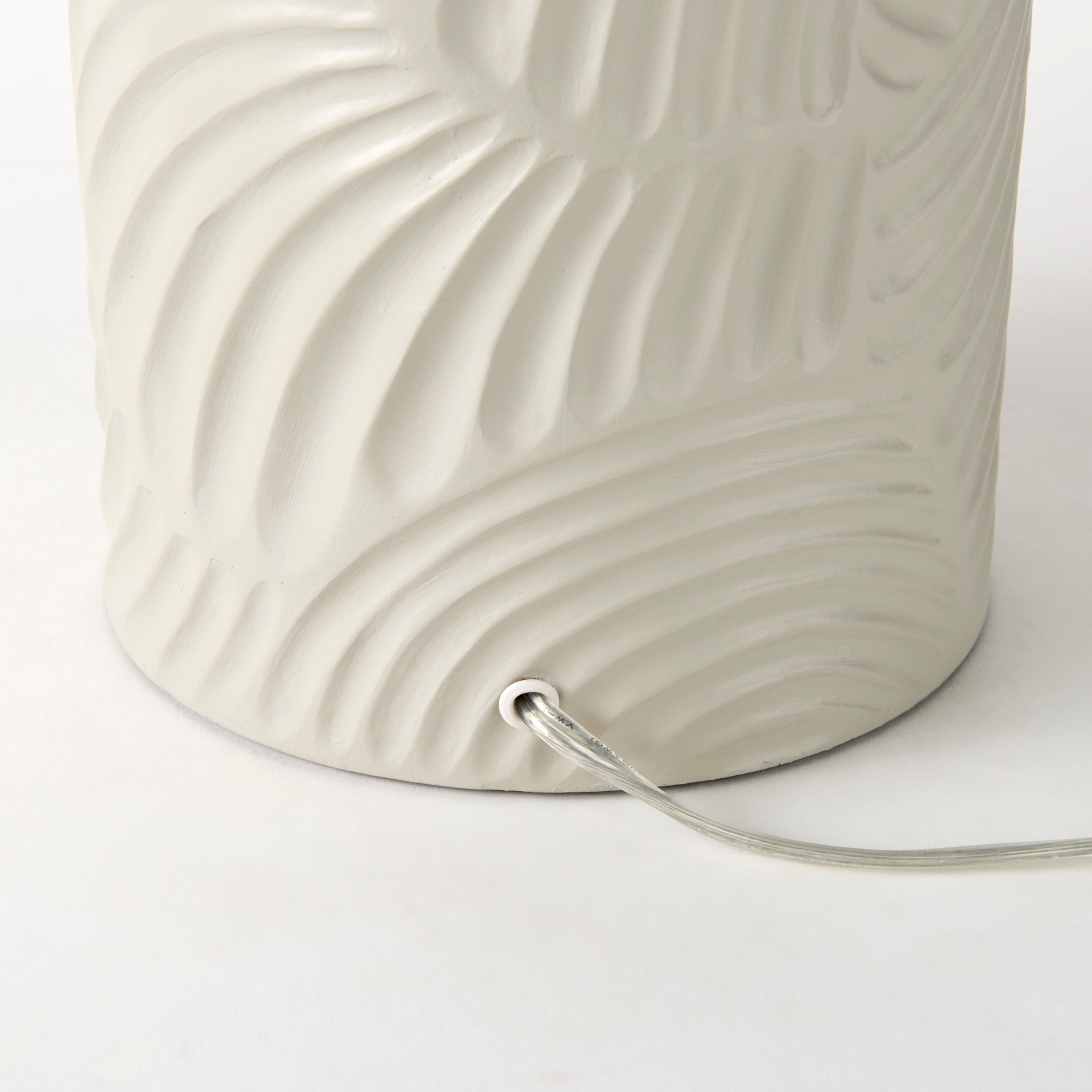 Quinn 19.0L x 19.0W x 24.6H Beige Base W/Navy Fabric Shade Table Lamp - Central Designs