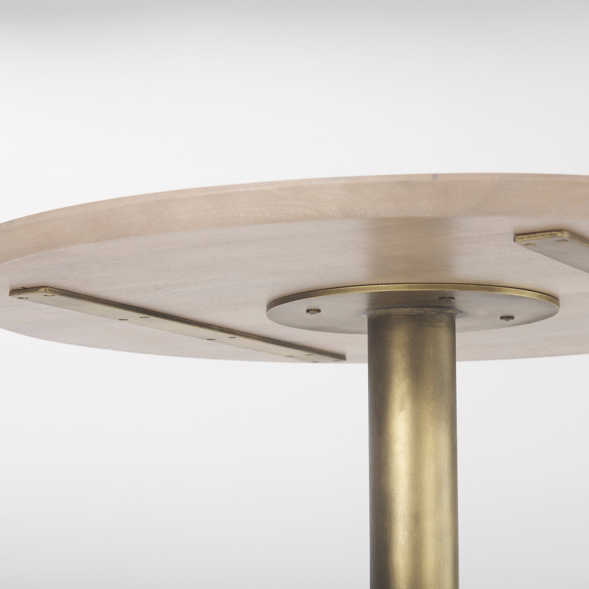 Maxwell 32" Round Light Wood Tabletop & Base w/ Gold Metal Accent Pedestal Bistro Table - Central Designs