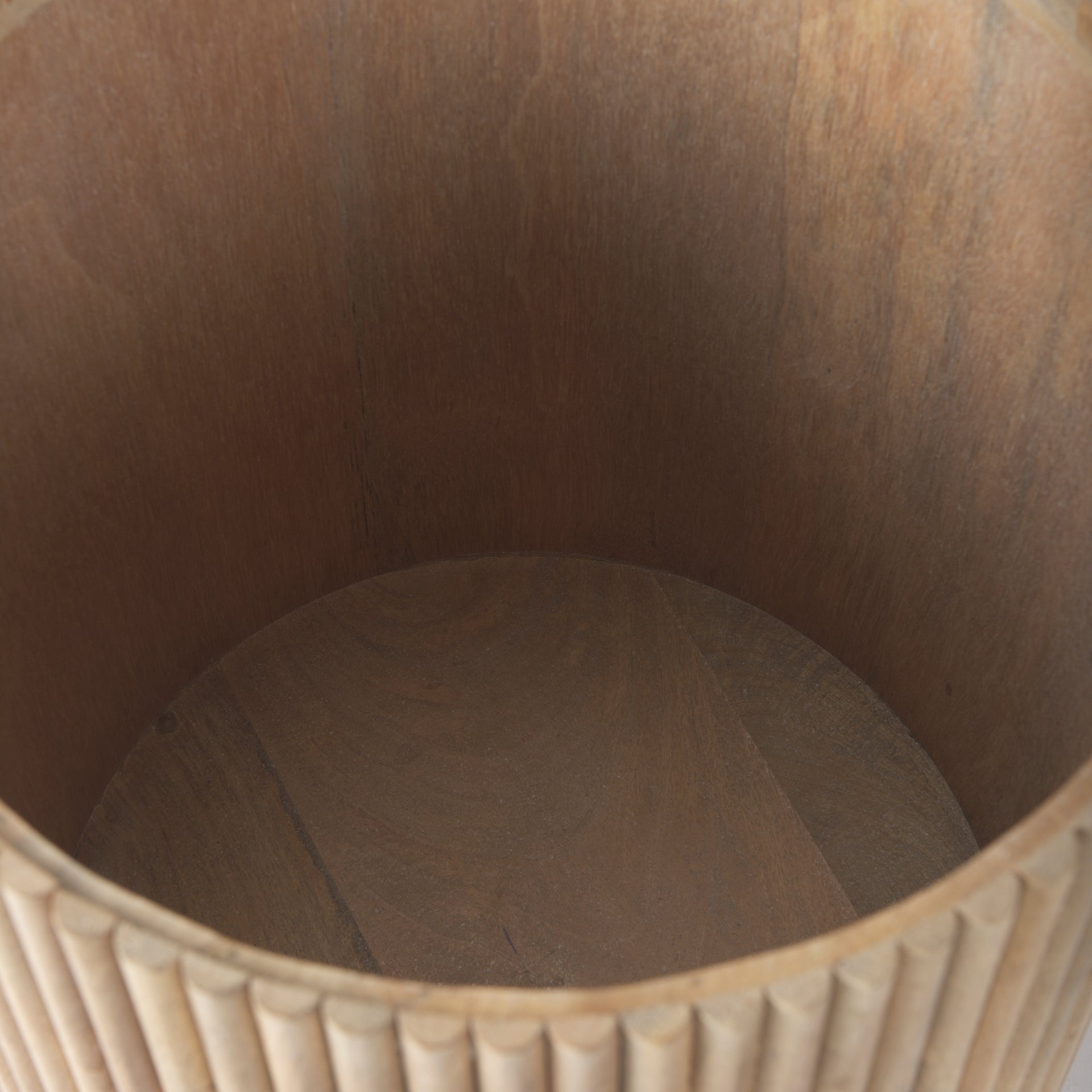 Terra 18L x 18W x 22H Light Brown Wood Fluted Round Side Table - Central Designs
