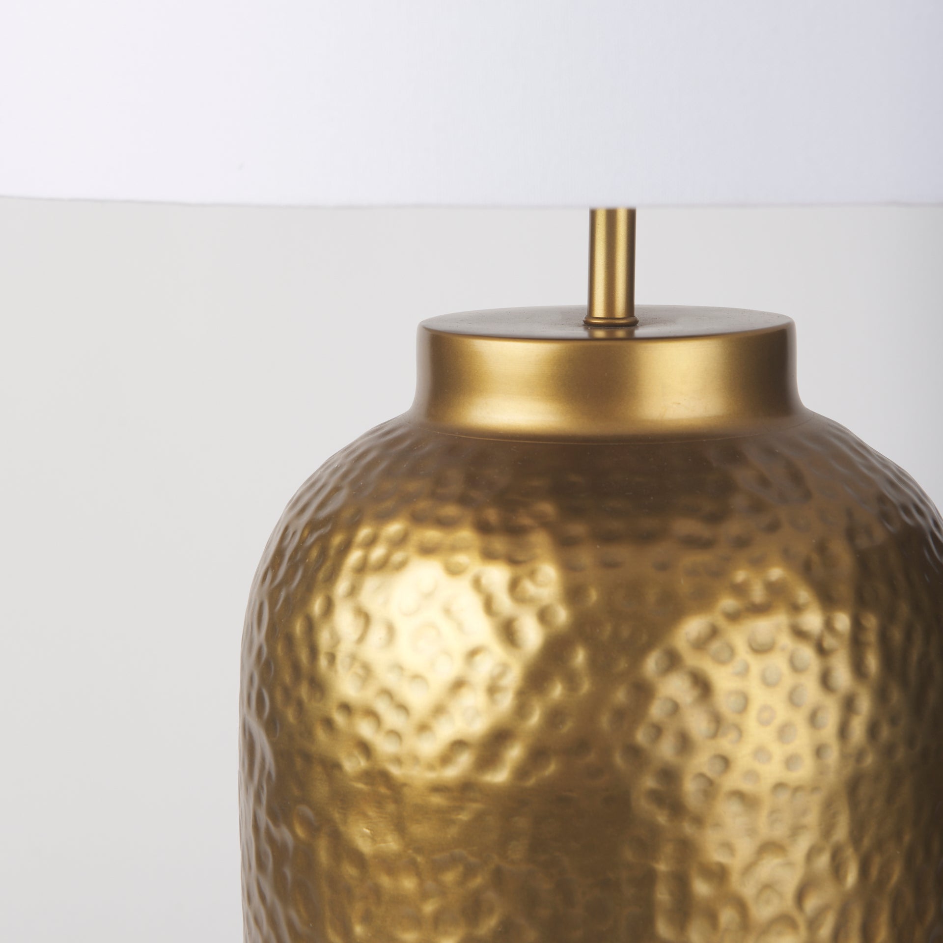 Leo 18.0L x 18.0W x 31.0H Gold Hammered W/White Fabric Shade Table Lamp