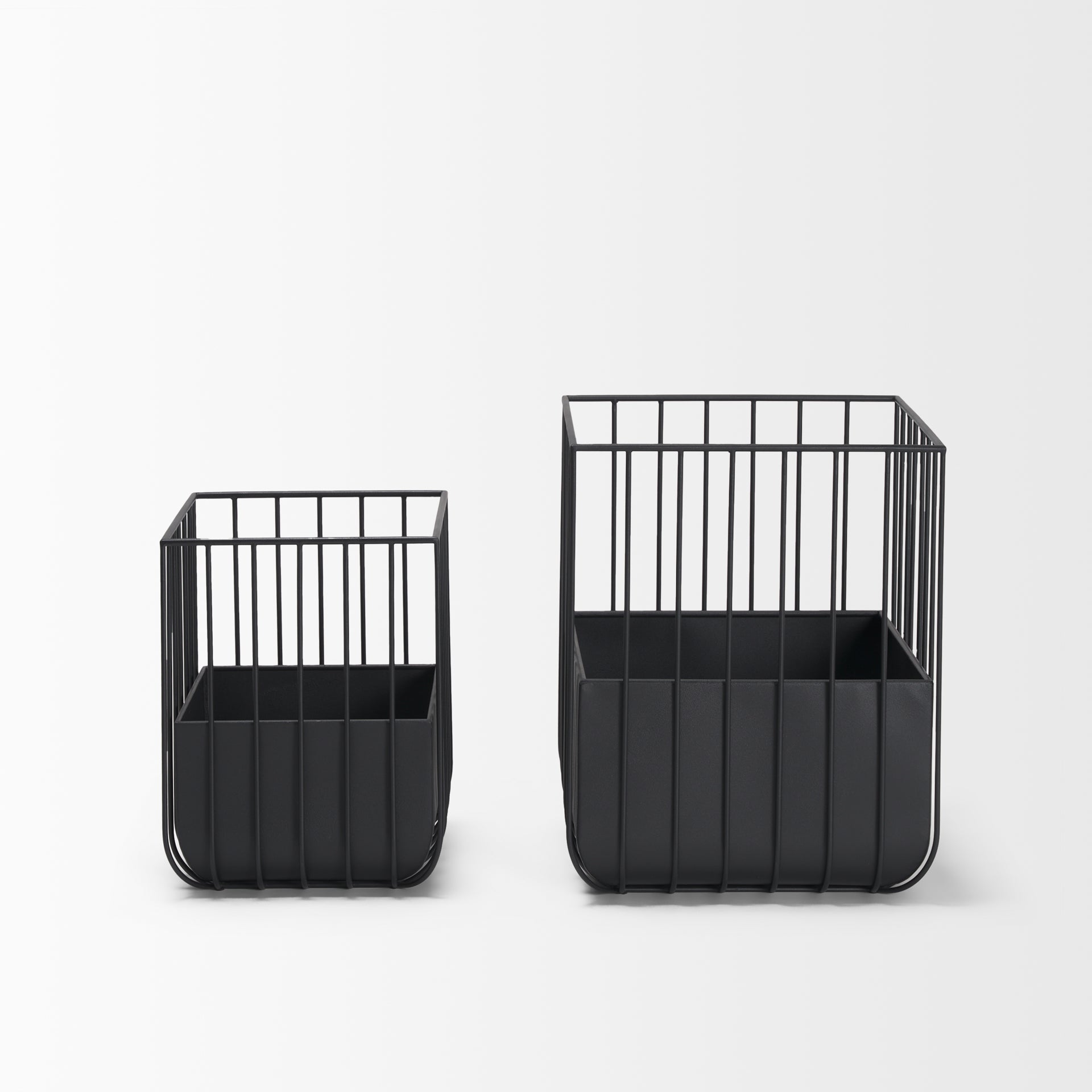 Verna Matte Black Wire Cage Metal Planters (Set of 2) - Central Designs
