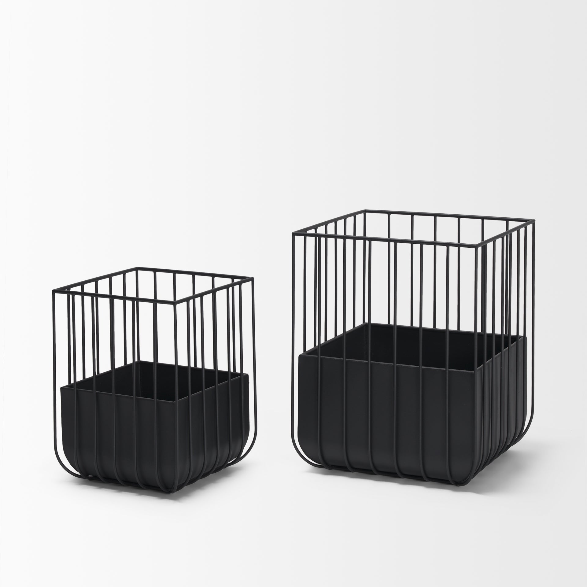 Verna Matte Black Wire Cage Metal Planters (Set of 2) - Central Designs