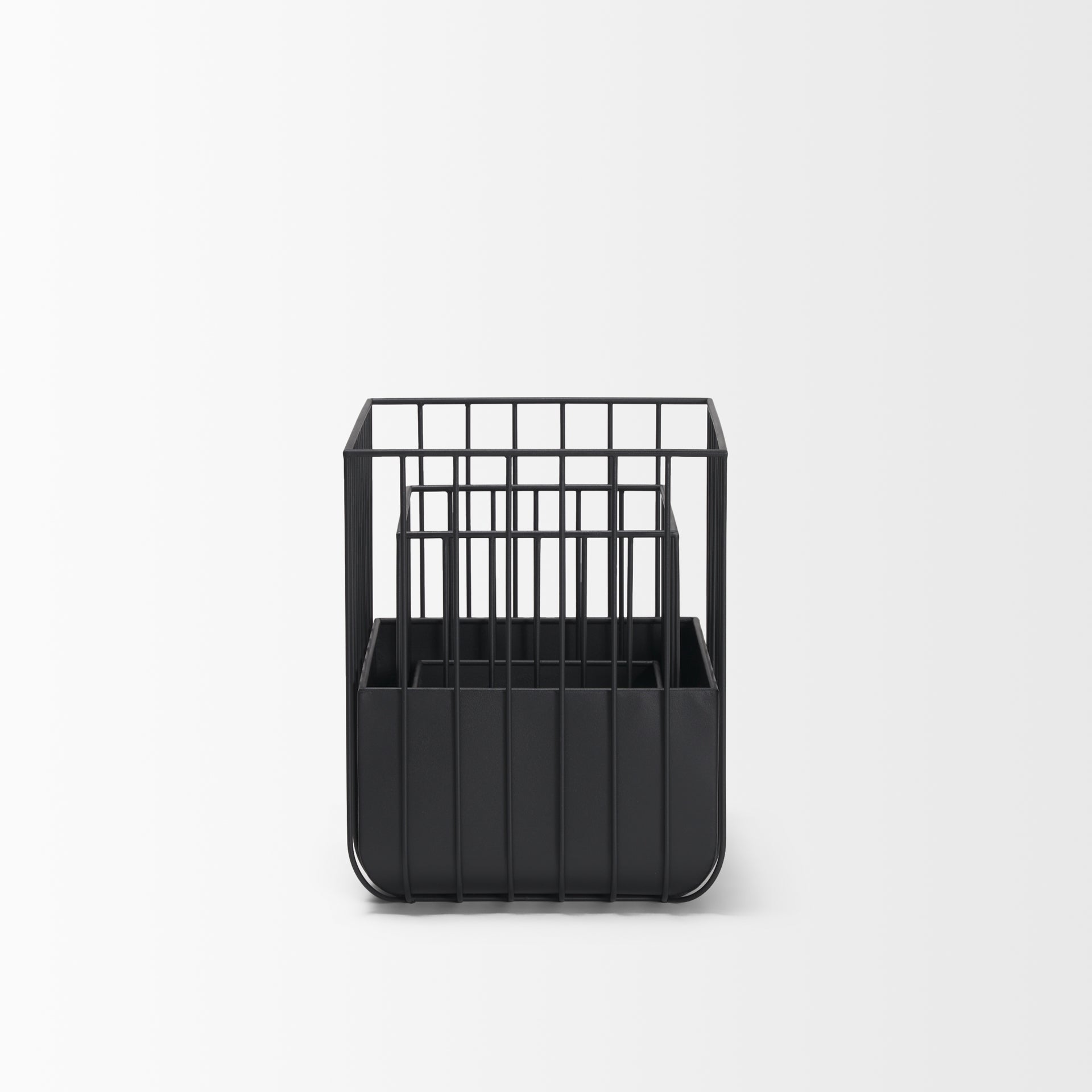 Verna Matte Black Wire Cage Metal Planters (Set of 2) - Central Designs