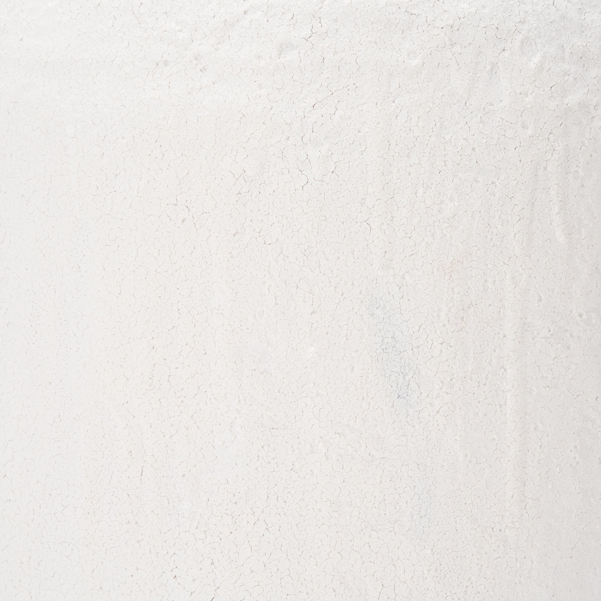 Karakum I Short White Textured Ceramic Vase
