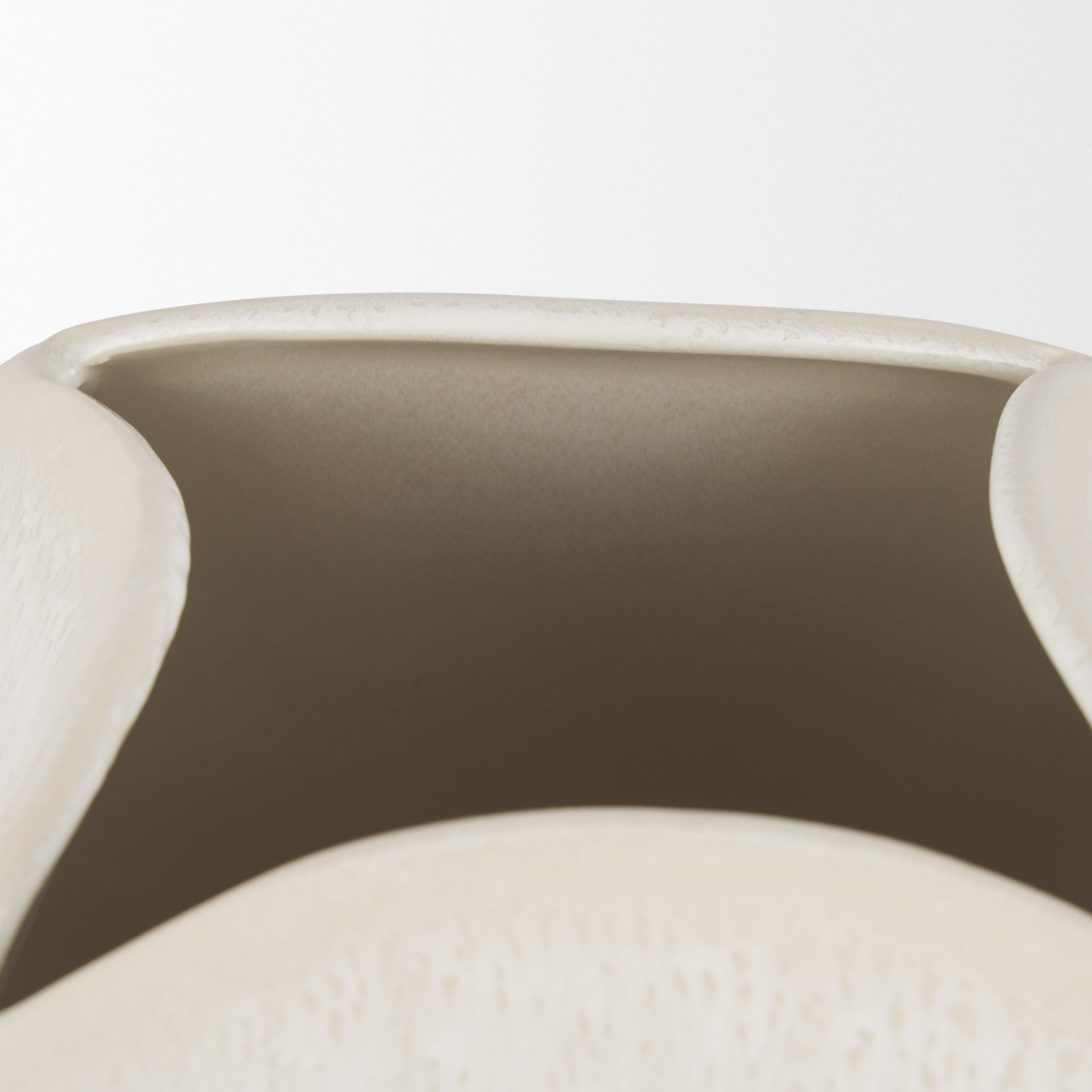 Vania Short Off White w/ Tan Textured Ceramic Vase - Central Designs