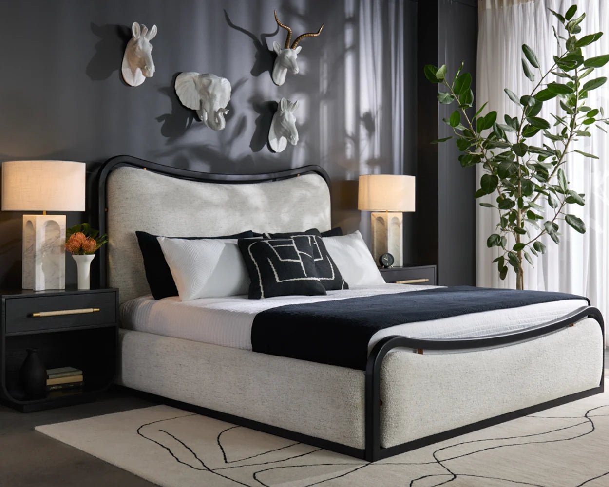 Rohe Table Lamp - Central Designs