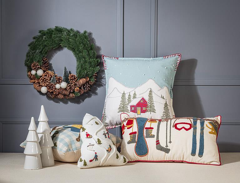 Pinecone & Tree Fir Wreath - 17"D - Central Designs