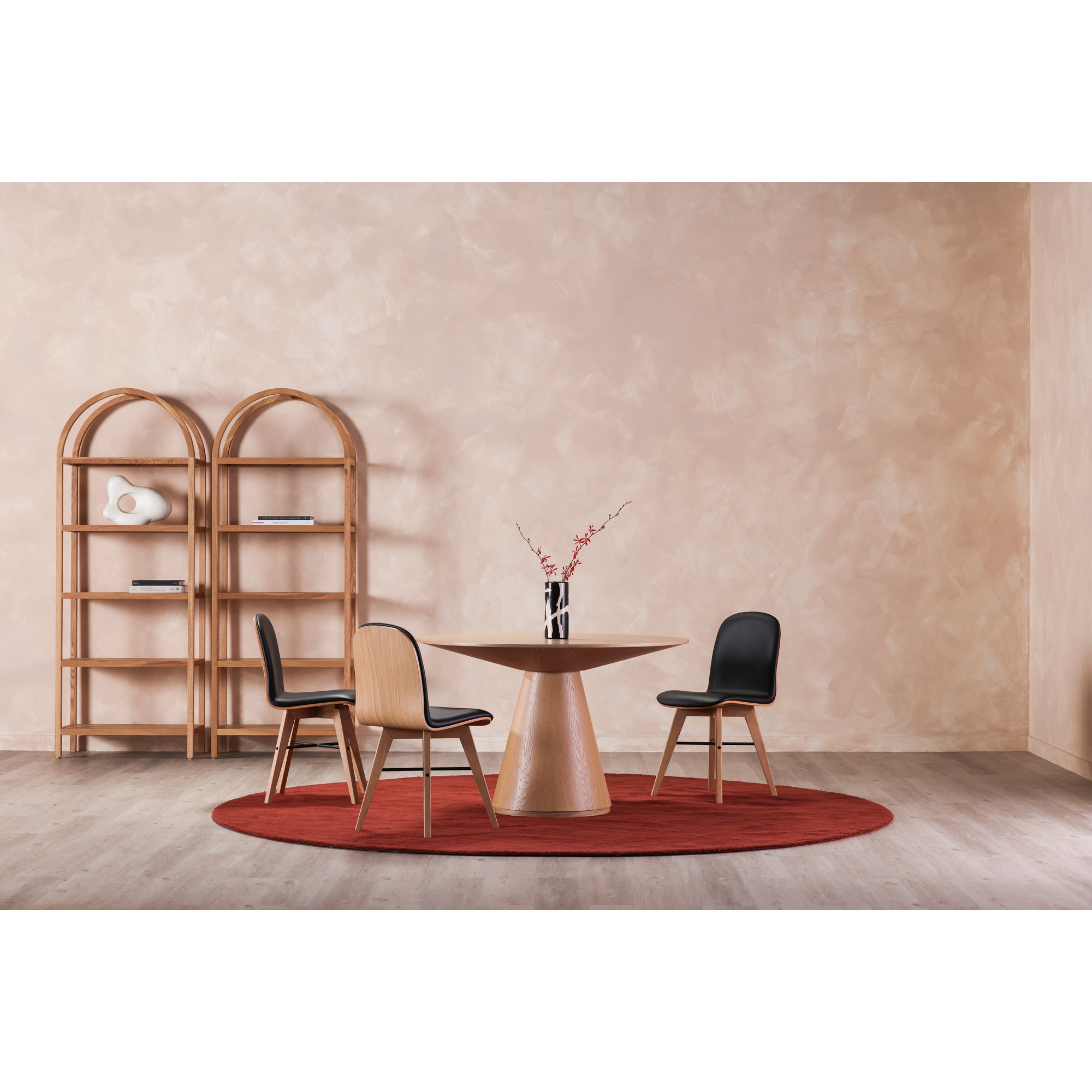 Otago 47In Round Dining Table Oak