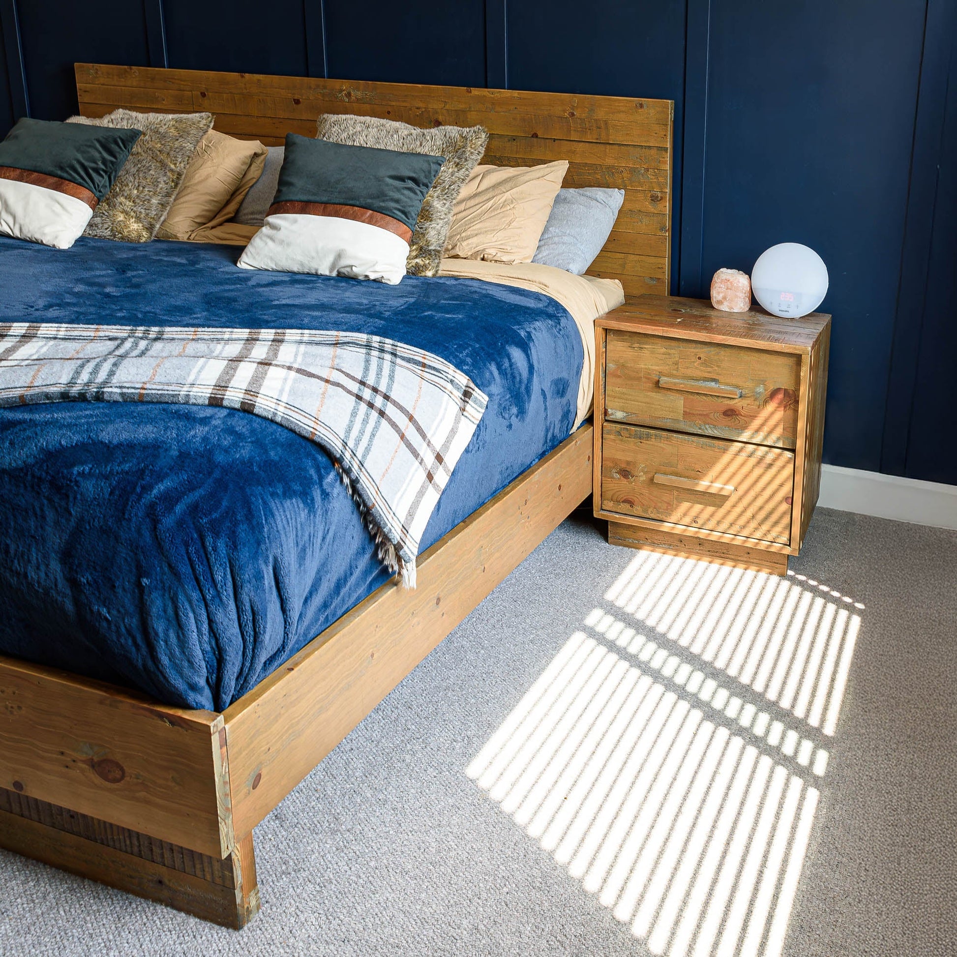 Nevada Queen Bed - Dark Driftwood - Central Designs