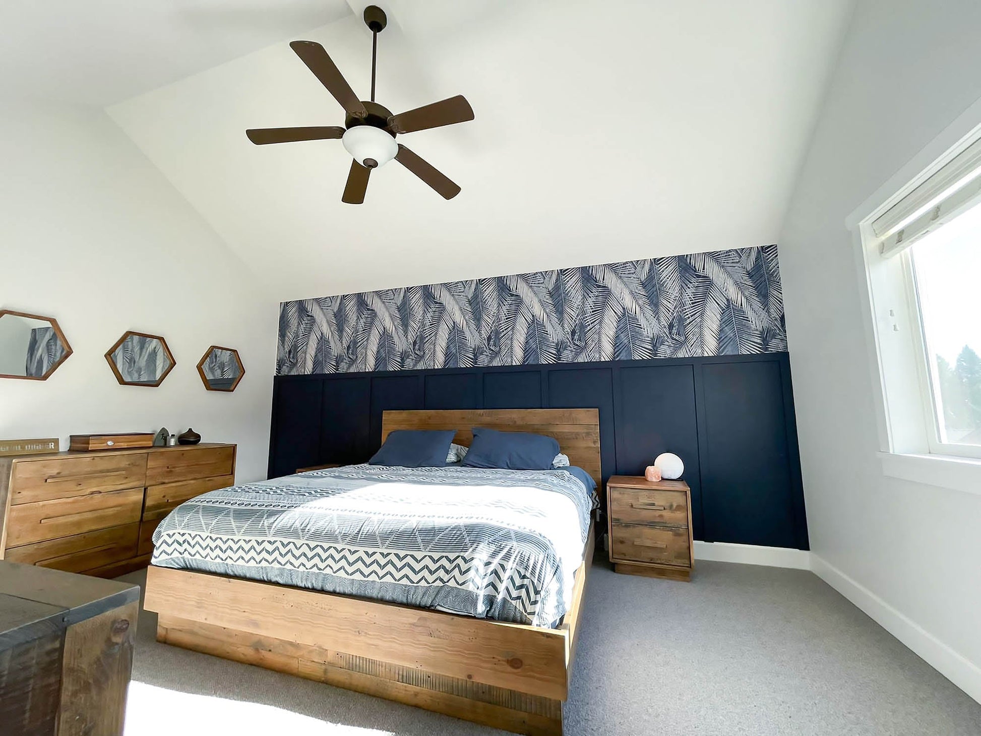 Nevada Queen Bed - Dark Driftwood - Central Designs