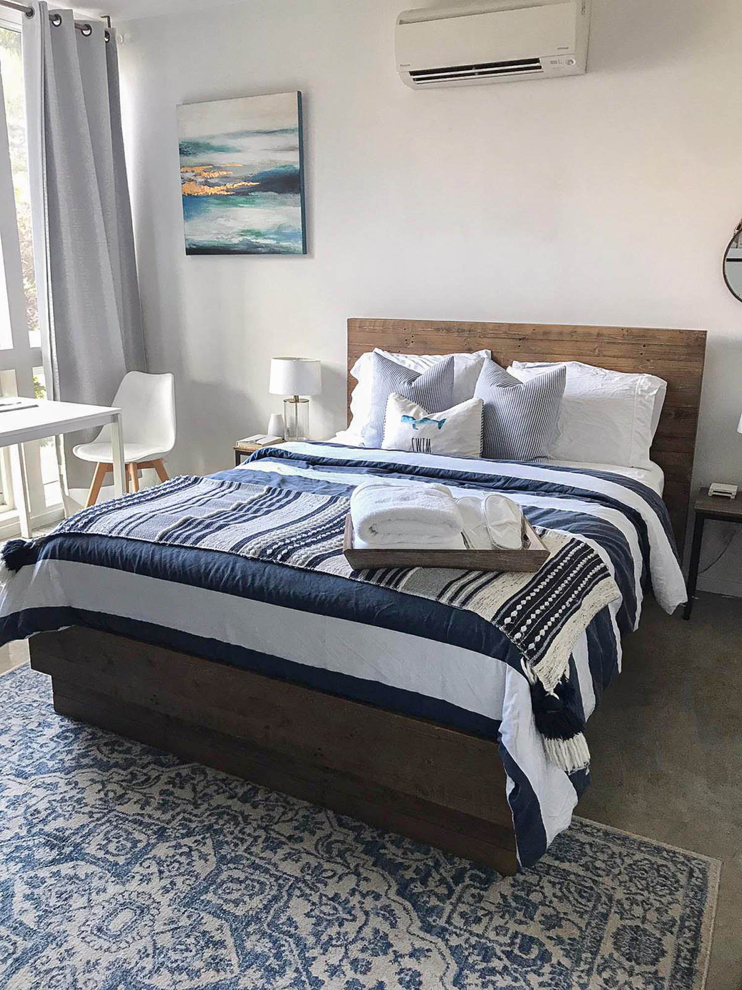 Nevada Queen Bed - Dark Driftwood - Central Designs