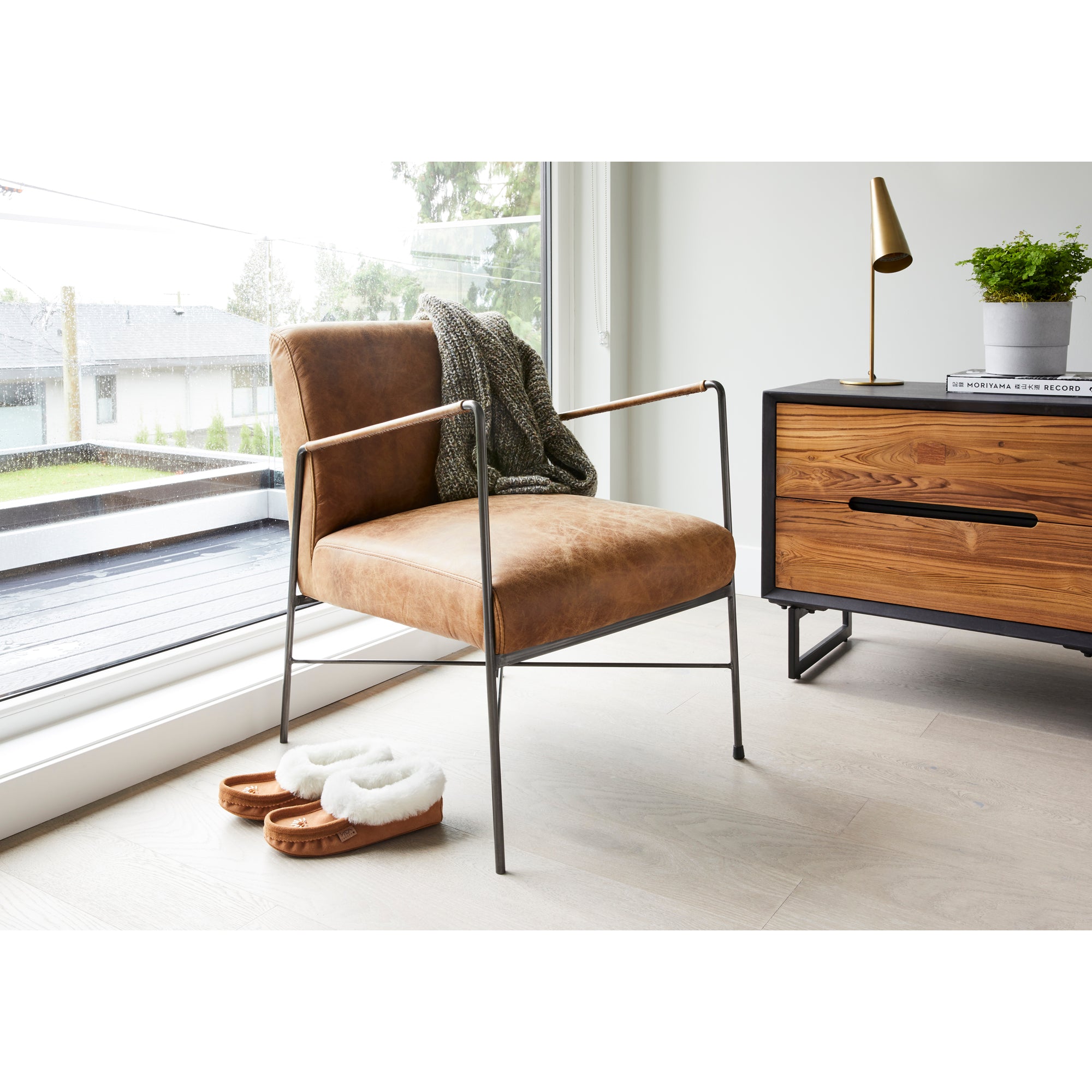 Trumpet Table Lamp Gold