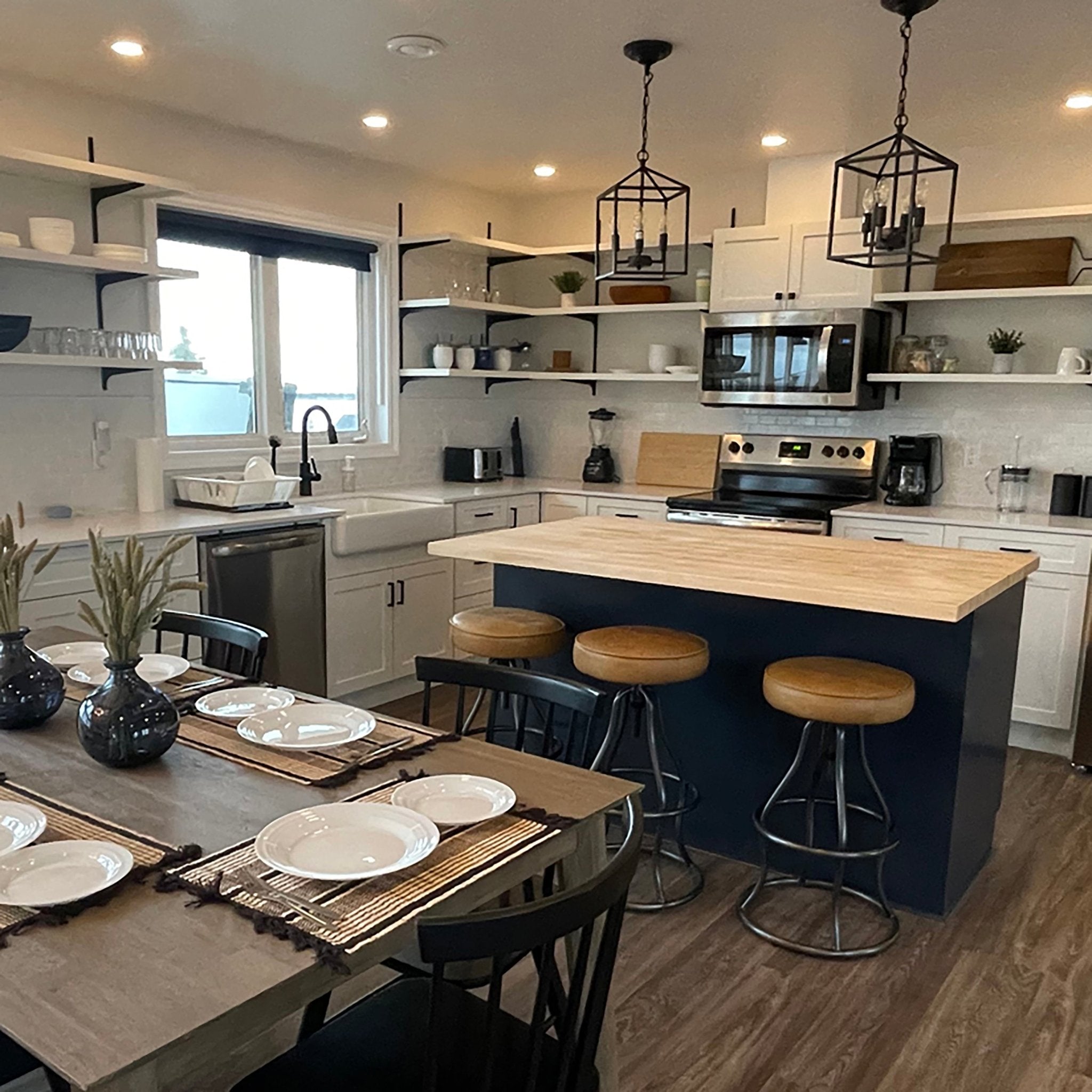 Bowie Stool - Cognac Leather - Central Designs