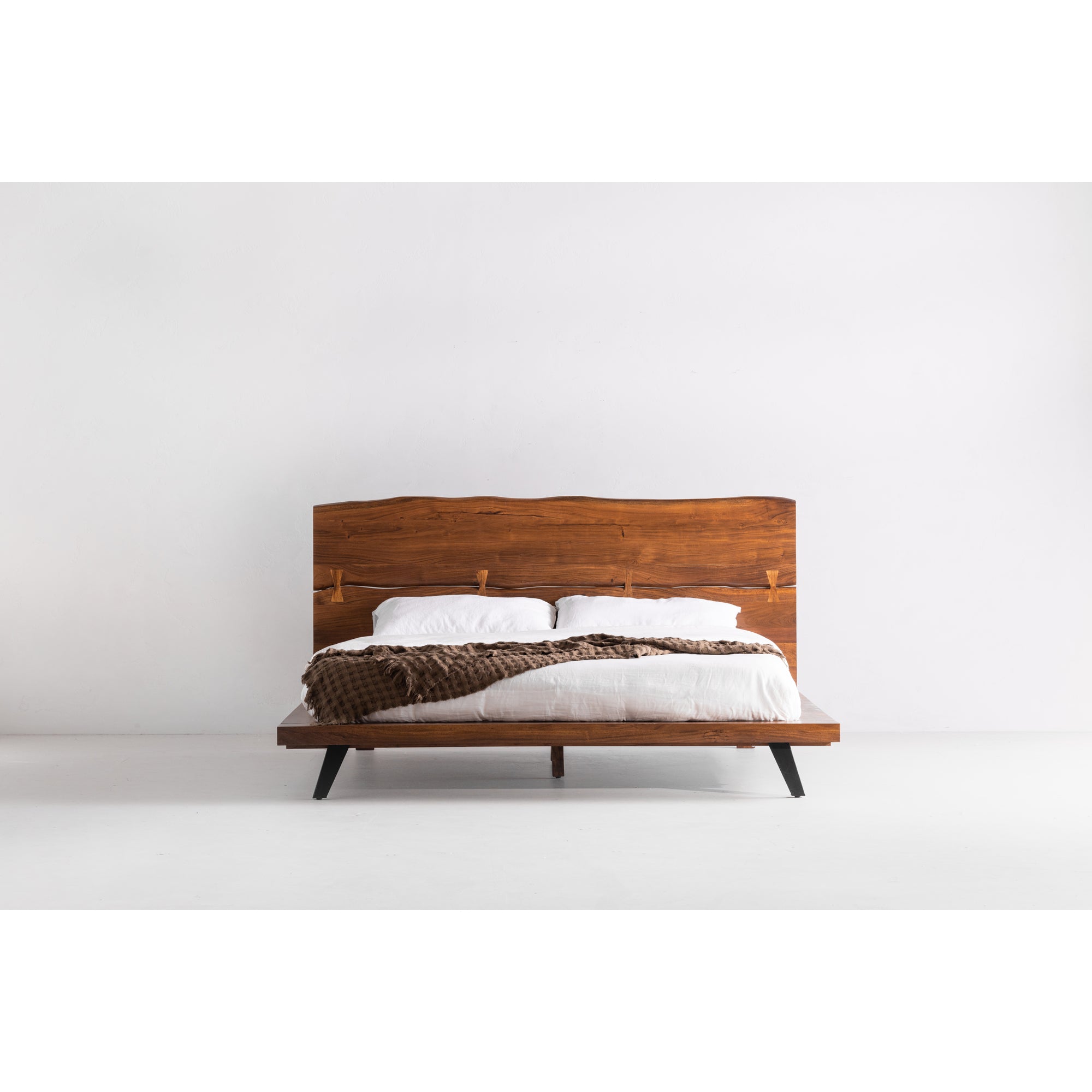 Madagascar Platform Bed King Brown