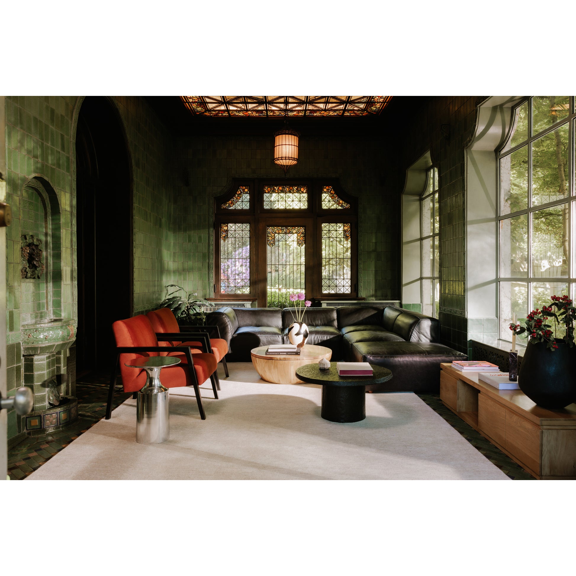 Form Slipper Chair Vantage Black Leather - Central Designs