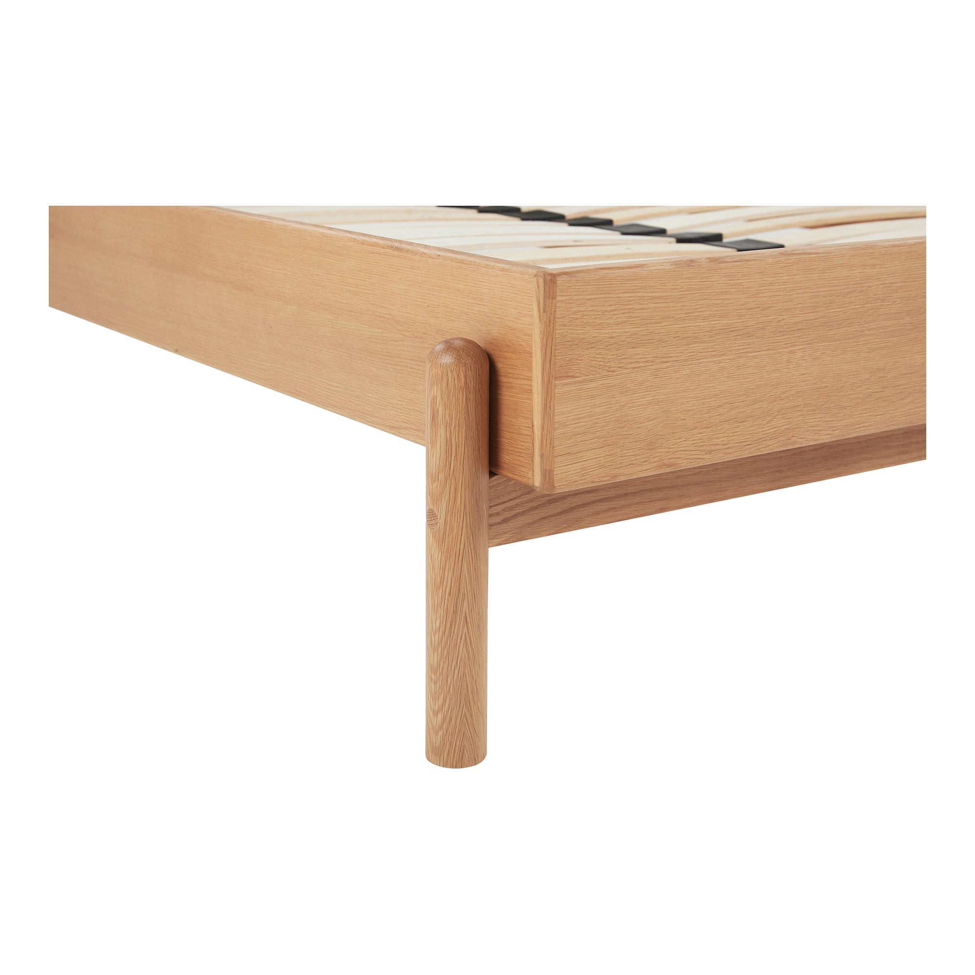 Colby Queen Bed Brown