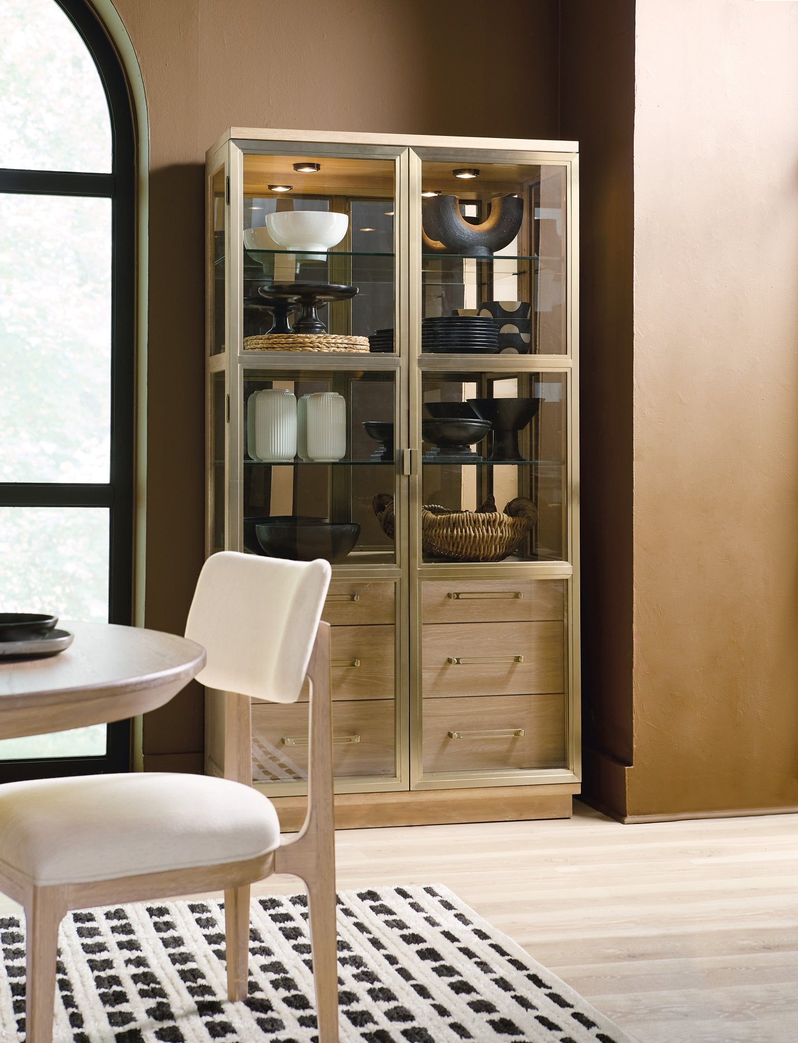 Banyon Bay Display Cabinet - Central Designs