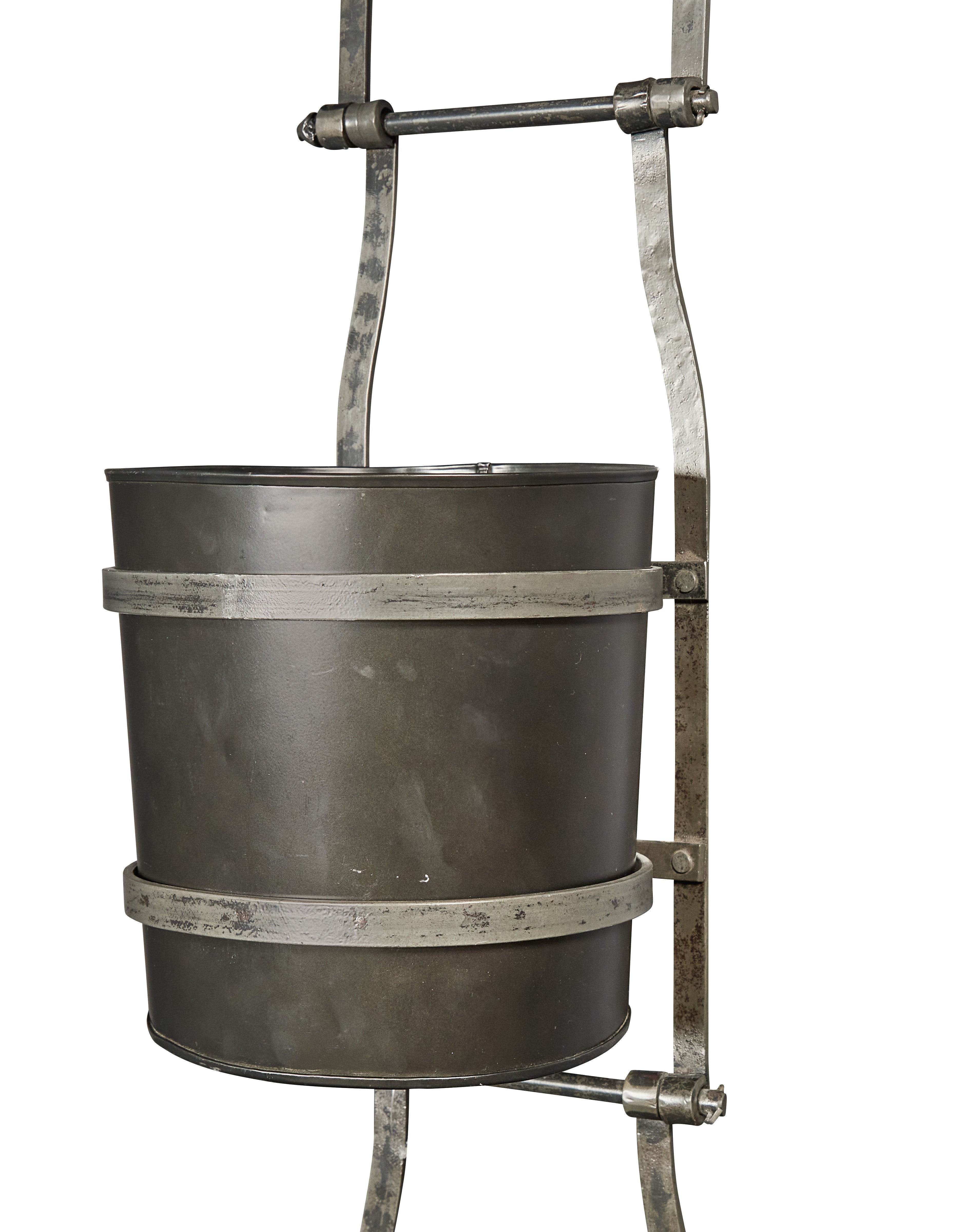 Iron Hanging Wall Buckets