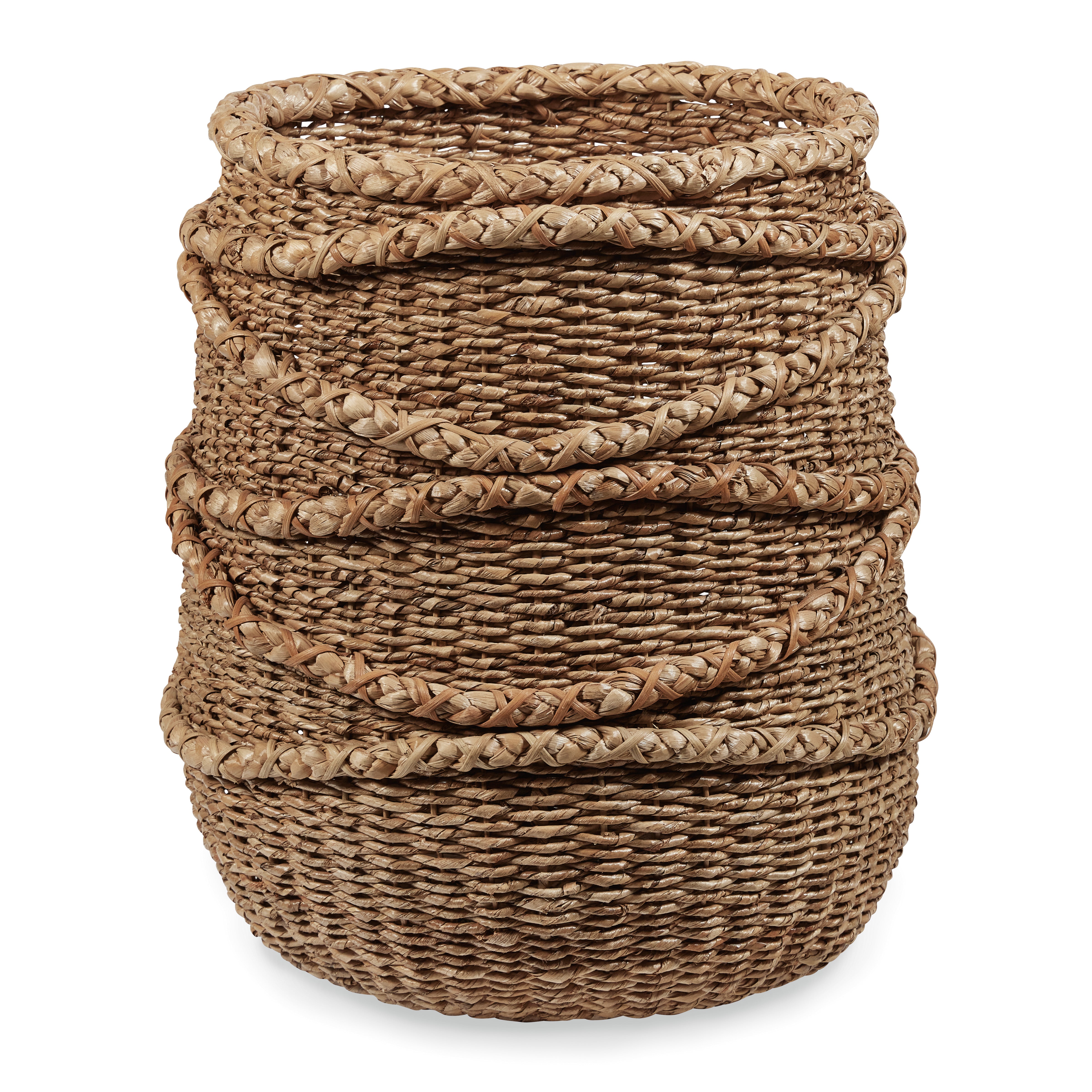 Wave Seagrass Round Basket